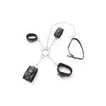 fa-0025-01-esposas-mano-tobillo-con-collar-negro-258a24bce0ca46b28180db90c44c4eef.webp
