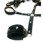 fa-0505-01-kit-luxury-charol-negro-con-strass-4-piezas-36755e4caf0047958d08e430c5b703a6.webp