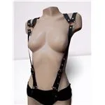 fa-0571-01-pechera-urbana-hombre-mujer-con-tiradores-cfa931fcdd894d15b9308291cd08c390.webp